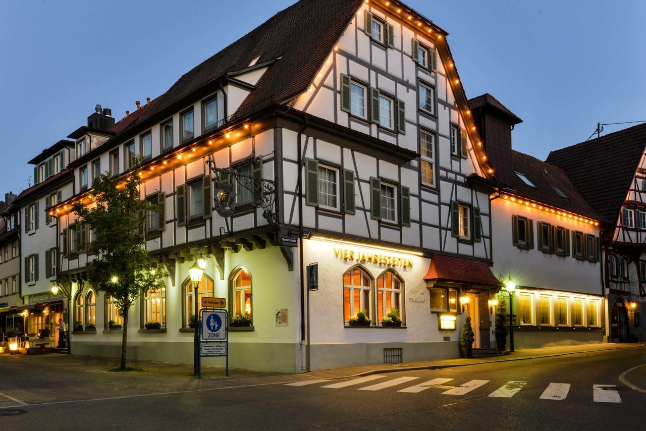 Flair Hotel Vier Jahreszeiten Bad Urach Eksteriør billede